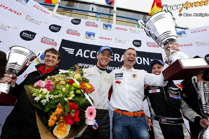 Podium Nigel Melker en Wim Coekelbergs